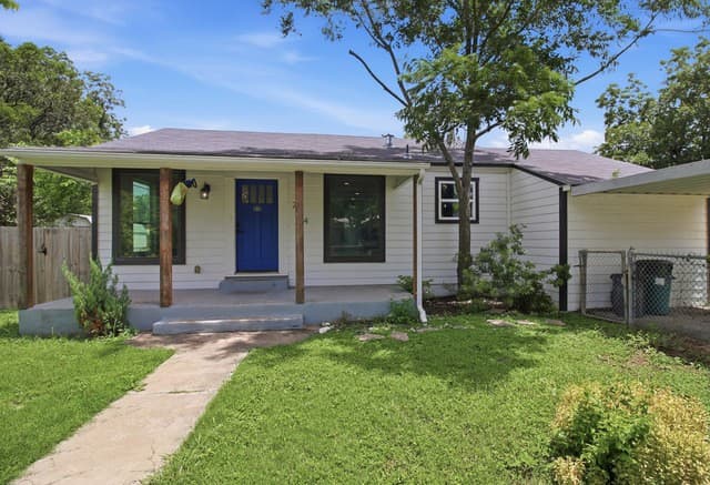3-bedroom rental at 204 Aero Ave in Schertz, TX — photo 2