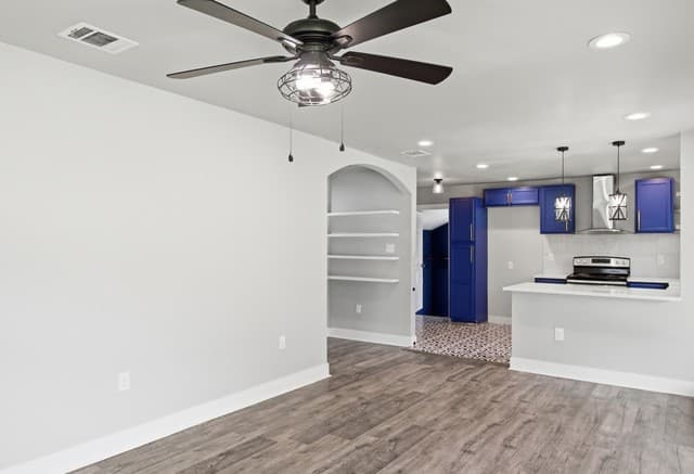 3-bedroom rental at 204 Aero Ave in Schertz, TX — photo 3