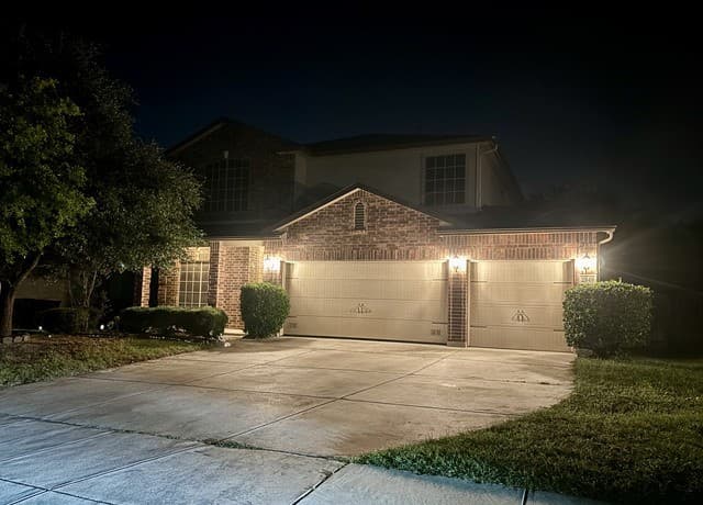 Home for sale at 2949 Ashwood Rd in Schertz, TX — photo 3