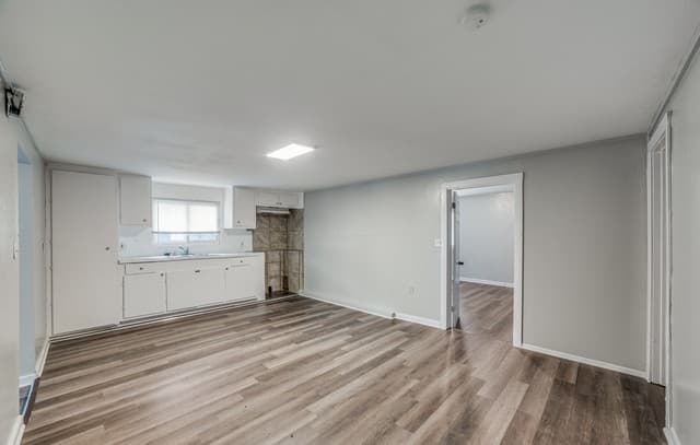 3-bedroom rental at 1311 Kayton Unit UNIT 1 in San Antonio, TX — photo 4