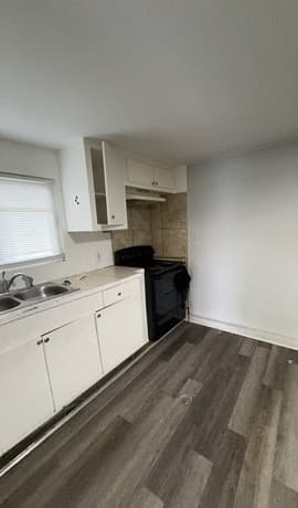3-bedroom rental at 1311 Kayton Unit UNIT 1 in San Antonio, TX — photo 5