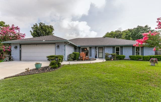 Home for sale at 4631 Barhill St in San Antonio, TX — photo 2