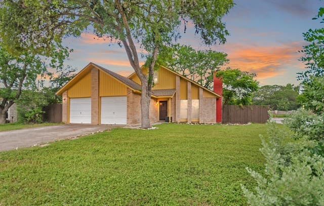 2-bedroom home for sale at 14915 Moss Arbor in San Antonio TX