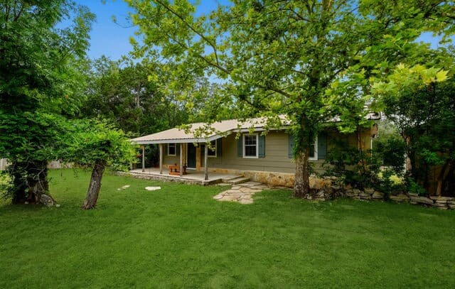 Home for sale at 28614 Waterview Dr in Boerne, TX — photo 2
