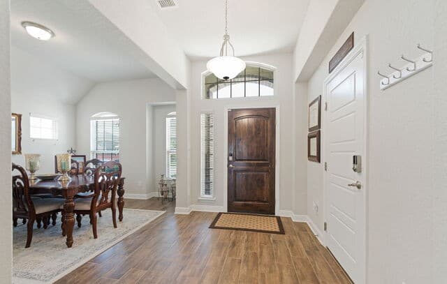 Home for sale at 340 Cortijo in Cibolo, TX — photo 2