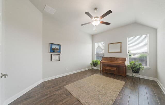 Home for sale at 340 Cortijo in Cibolo, TX — photo 3