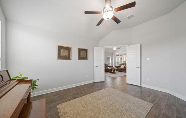 Home for sale at 340 Cortijo in Cibolo, TX — photo 4