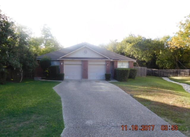 3-bedroom rental at 7243 Snowden Crst Unit RIGHT in San Antonio TX
