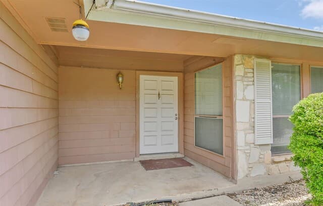 Home for sale at 5730 Sky Country St in San Antonio, TX — photo 4