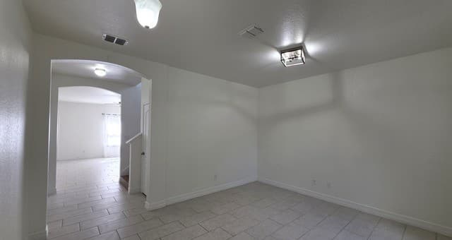 4-bedroom rental at 4902 Eagle Valley St in Schertz, TX — photo 5