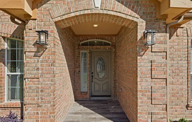 Home for sale at 5910 Bayou Bnd in Windcrest, TX — photo 4