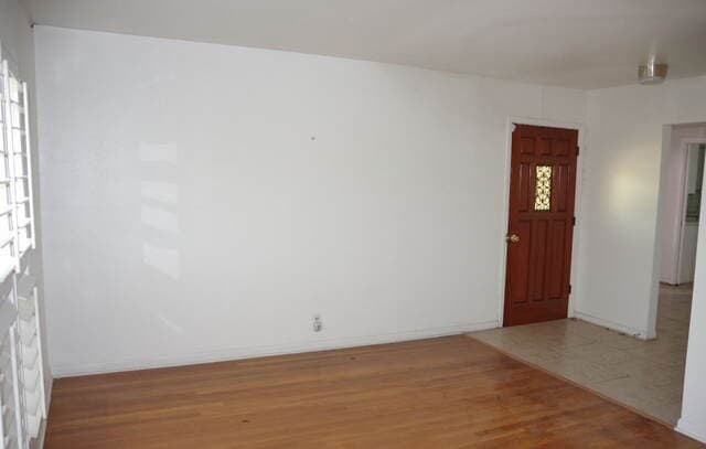 Home for sale at 323 Coronet in San Antonio, TX — photo 3