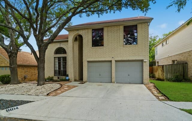Home for sale at 8814 Lost Woods in San Antonio, TX — photo 4