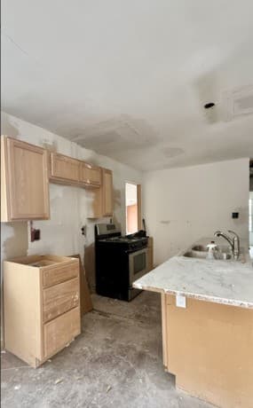 Home for sale at 114 Lelani St in San Antonio, TX — photo 4