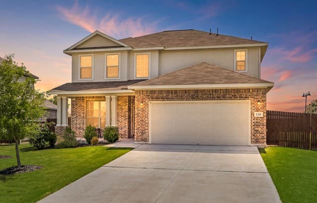 Home for sale at 120 Stag Way in Schertz, TX — photo 4