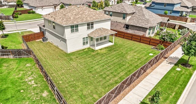 Home for sale at 120 Stag Way in Schertz, TX — photo 5