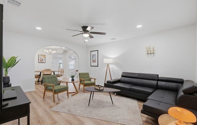 Home for sale at 414 Clower in San Antonio, TX — photo 1