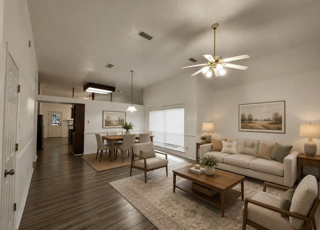 3-bedroom rental at 13410 Alcanfor in Universal City, TX — photo 5