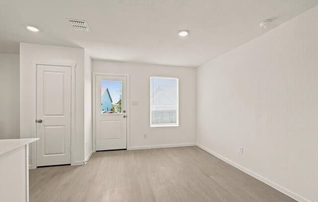 3-bedroom rental at 3642 Georgia Trce in Converse, TX — photo 5