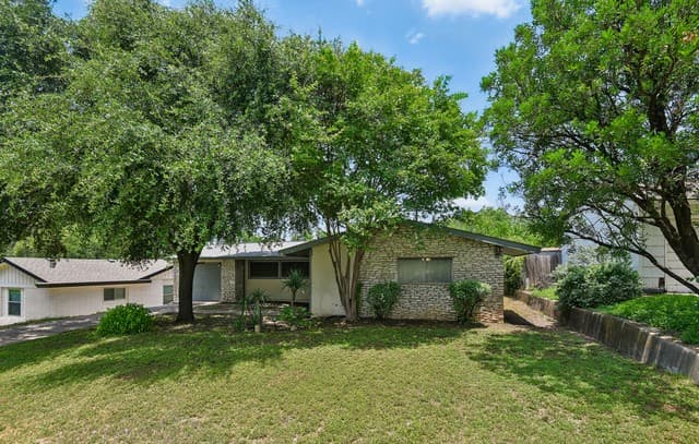 Home for sale at 3307 Shady Springs in San Antonio, TX — photo 2