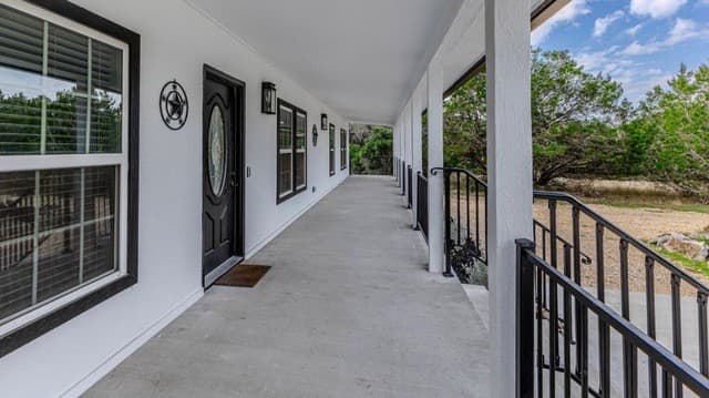 Home for sale at 1620 Green Meadow Ln in Spring Branch, TX — photo 2
