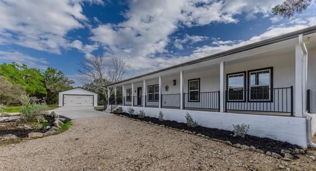 Home for sale at 1620 Green Meadow Ln in Spring Branch, TX — photo 3
