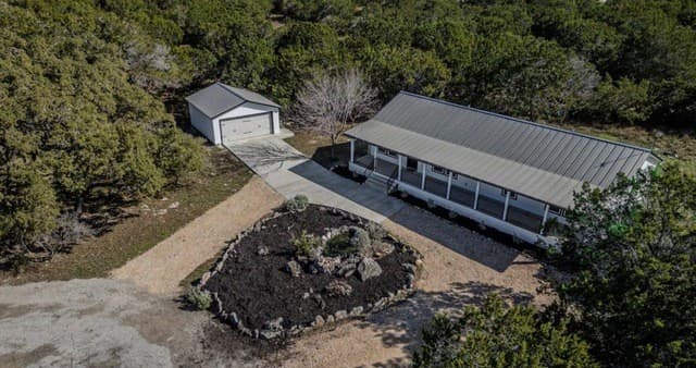 Home for sale at 1620 Green Meadow Ln in Spring Branch, TX — photo 5