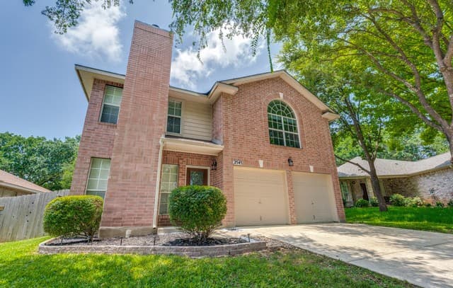 Home for sale at 2545 Woodland Village Pl in Schertz, TX — photo 3