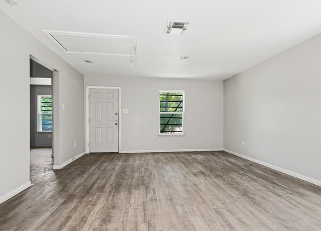 Home for sale at 3270 Martin Luther King Dr in San Antonio, TX — photo 2
