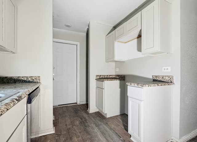 Home for sale at 3270 Martin Luther King Dr in San Antonio, TX — photo 4