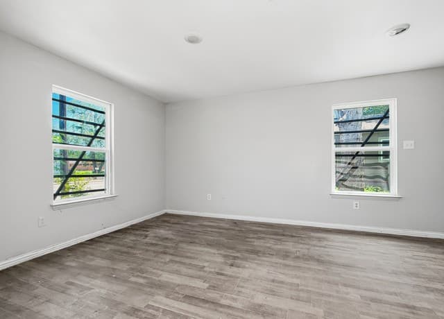 Home for sale at 3270 Martin Luther King Dr in San Antonio, TX — photo 5