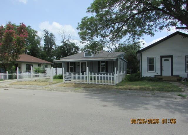 Home for sale at 5218 Sierra in San Antonio, TX — photo 2
