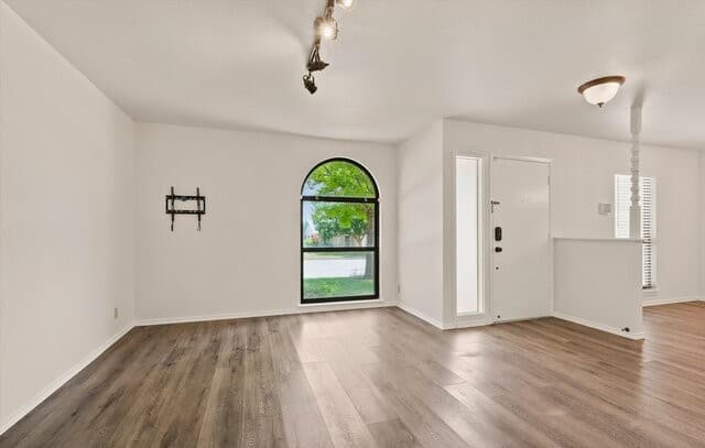 Home for sale at 7829 Village Oak Dr in Live Oak, TX — photo 3
