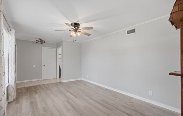 Home for sale at 5202 Coral Mist St in Kirby, TX — photo 5