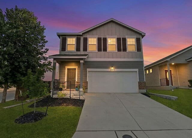 Home for sale at 4905 Hallies Garden in St Hedwig, TX — photo 1