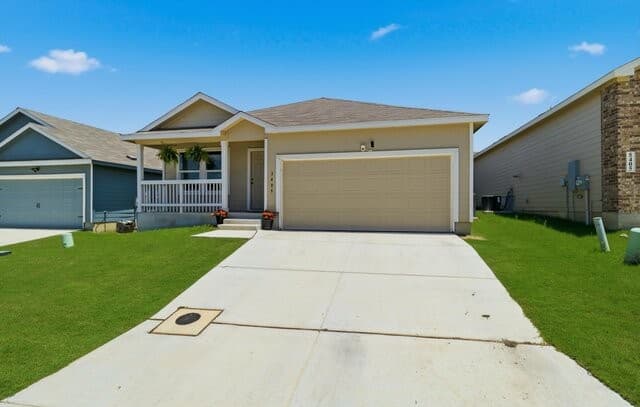 Home for sale at 5409 Basil Trace in St Hedwig, TX — photo 4