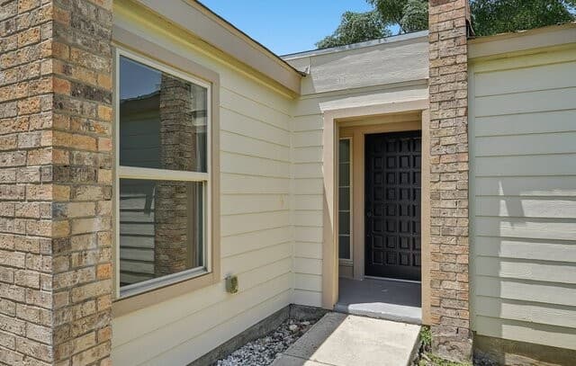 Home for sale at 12010 Sailing Away St in Live Oak, TX — photo 3
