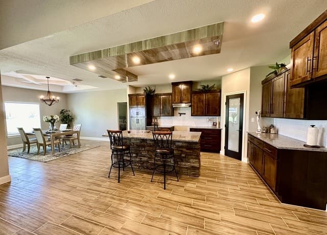Home for sale at 112 Estates Dr in La Vernia, TX — photo 3
