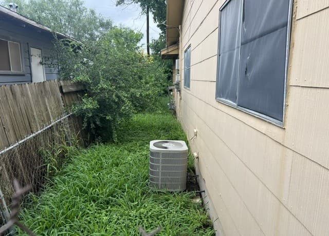 Home for sale at 8614 Wilma Jean Dr. in San Antonio, TX — photo 5