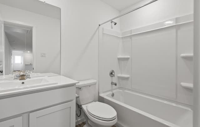 3-bedroom rental at 152 Bronco Rdg in Pleasanton, TX — photo 5