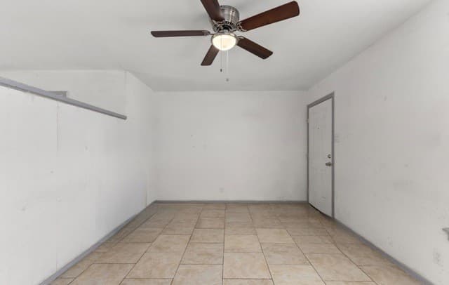 Home for sale at 143 Surfrider St in San Antonio, TX — photo 4