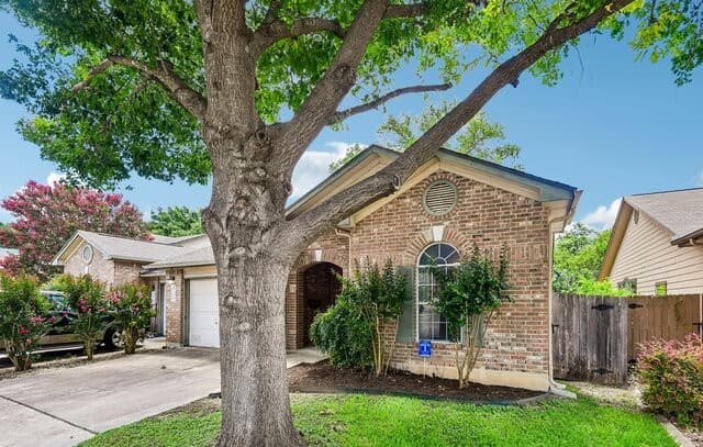 Home for sale at 6106 Wexford Brk in San Antonio, TX — photo 4