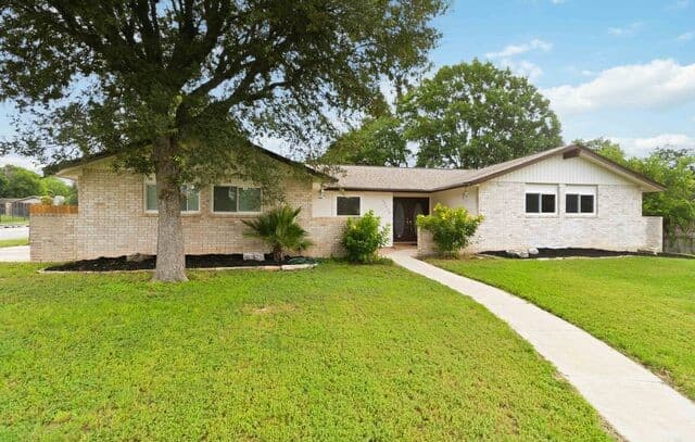 Home for sale at 13638 Oak Breeze in Universal City, TX — photo 1