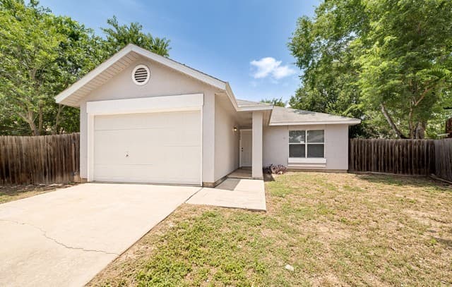 Home for sale at 2902 Marble Glade in San Antonio, TX — photo 1