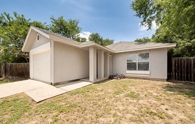 Home for sale at 2902 Marble Glade in San Antonio, TX — photo 2