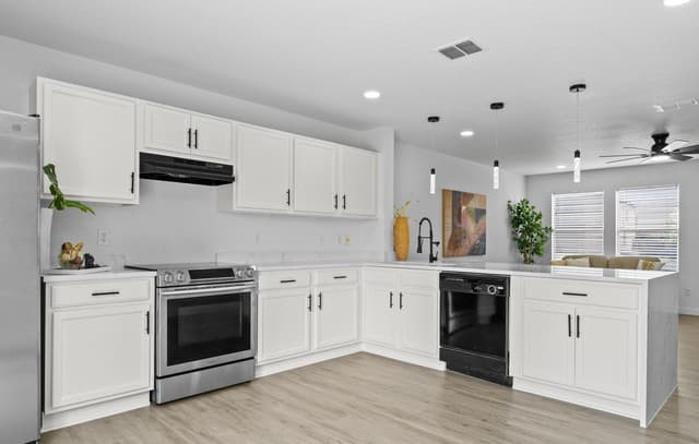 Home for sale at 5414 Palamon Farm in San Antonio, TX — photo 5