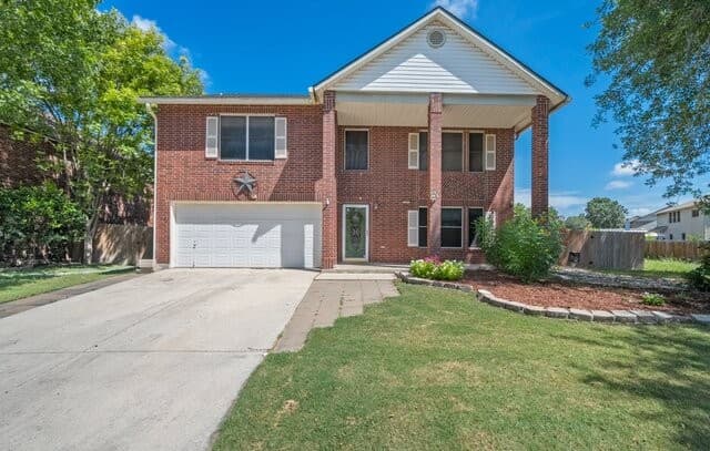 Home for sale at 1644 Jasmine in Schertz, TX — photo 2
