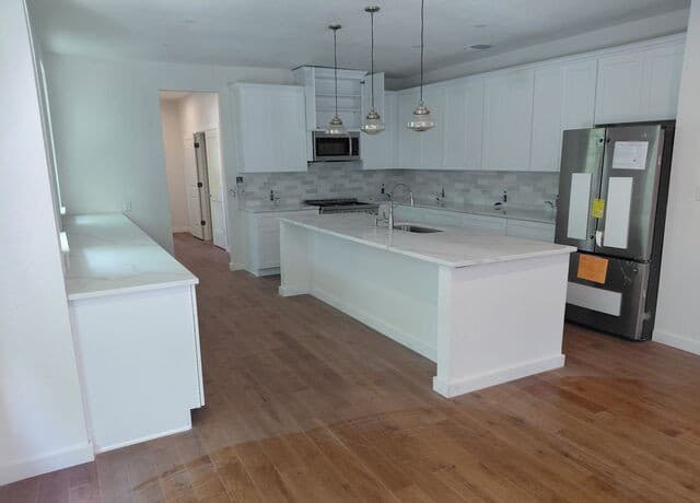 3-bedroom rental at 209 Eleanor Ave in San Antonio, TX — photo 1