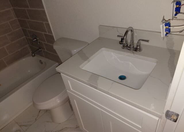 3-bedroom rental at 209 Eleanor Ave in San Antonio, TX — photo 4