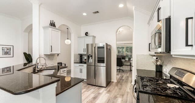 3-bedroom rental at 3200 Pencil Cholla in Schertz, TX — photo 3